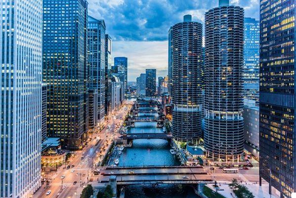 Navigating Chicago Safely: Legal Tips for Residents and Visitors